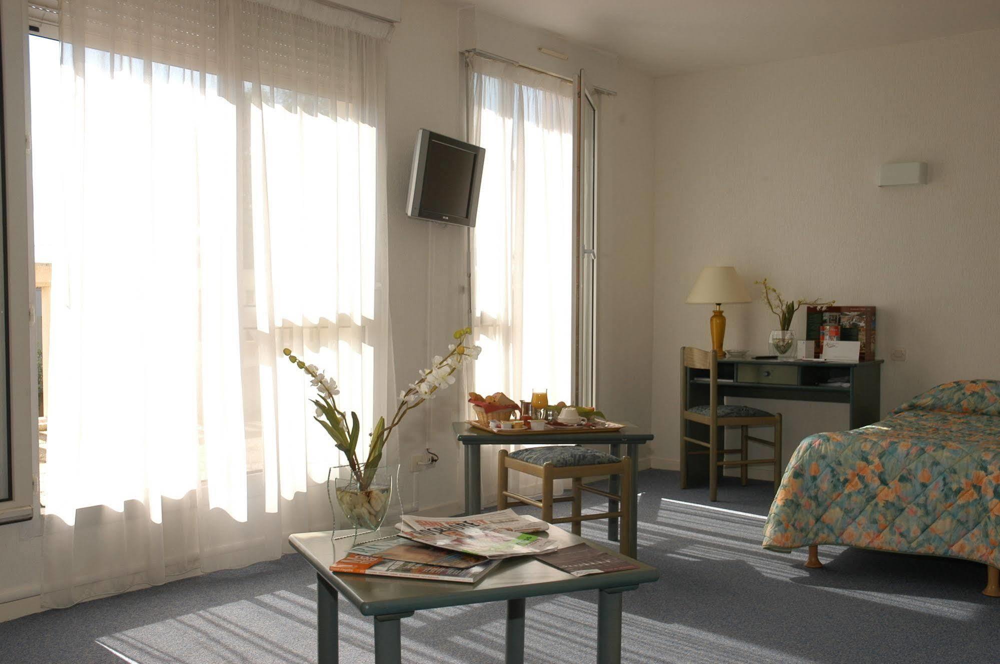 Inter-Hotel Bordeaux Meriadeck Alton Quarto foto